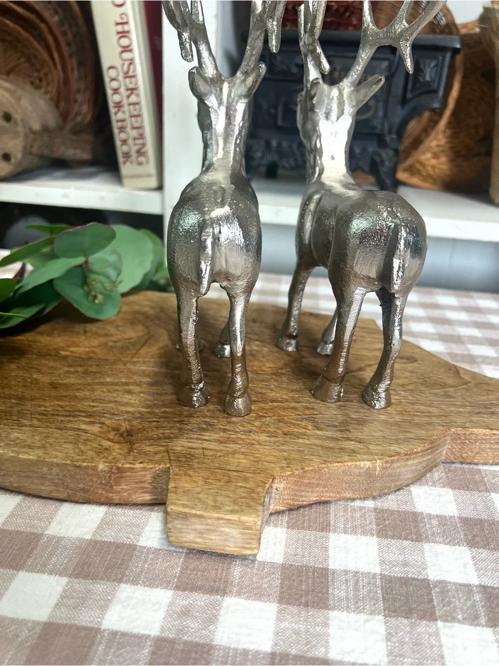 Metal deer silver tone buck decor